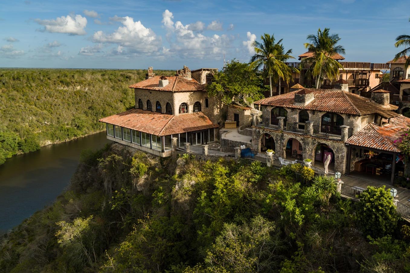 Rio Chavón - Tour Altos de Chavon - Stay Happy RD